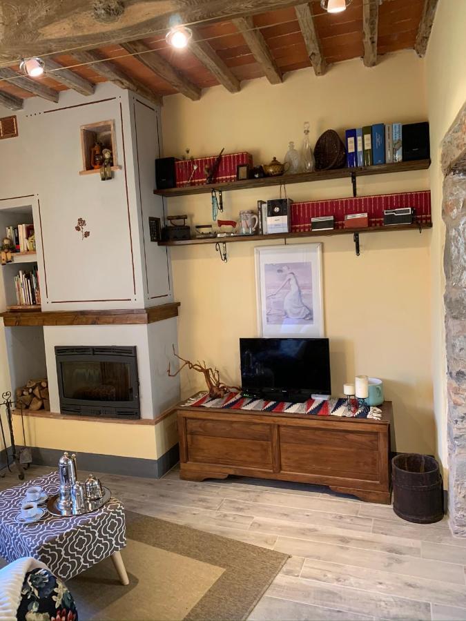 Casa Emma Fiattone In Garfagnana Villa Exterior photo